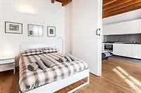 Temporary House - Milan Navigli Apartment