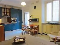 Temporary House - Milan Navigli Apartment